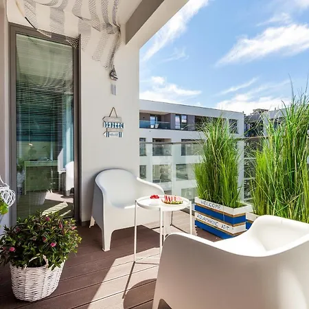 Διαμέρισμα Plac Unii Aquamarine Premium Γκντίνια