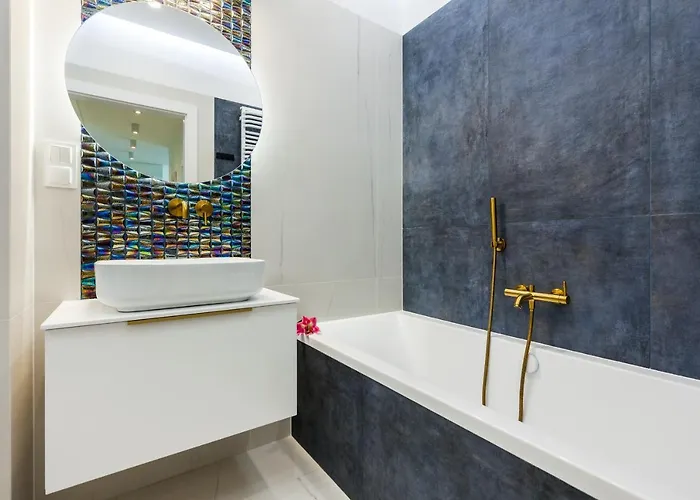 Plac Unii Aquamarine Premium 公寓